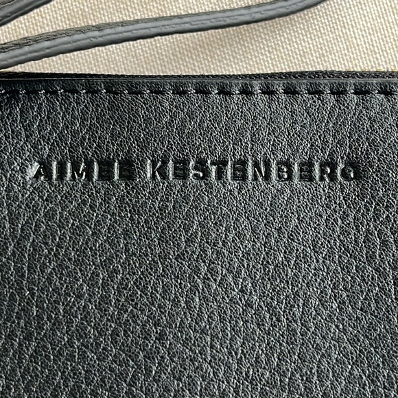 Black Leather Zip Around Wristlet by Aimee Kestenberg - New with Tags - Picture 6 of 8